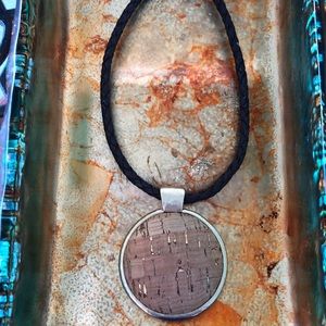 CHICO’s CORK MEDALLION NECKLACE